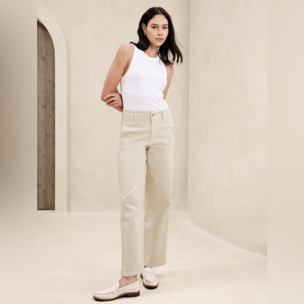 NWT! Banana Republic Ecru High-Rise Straight Jean - Size 35/20 🪉